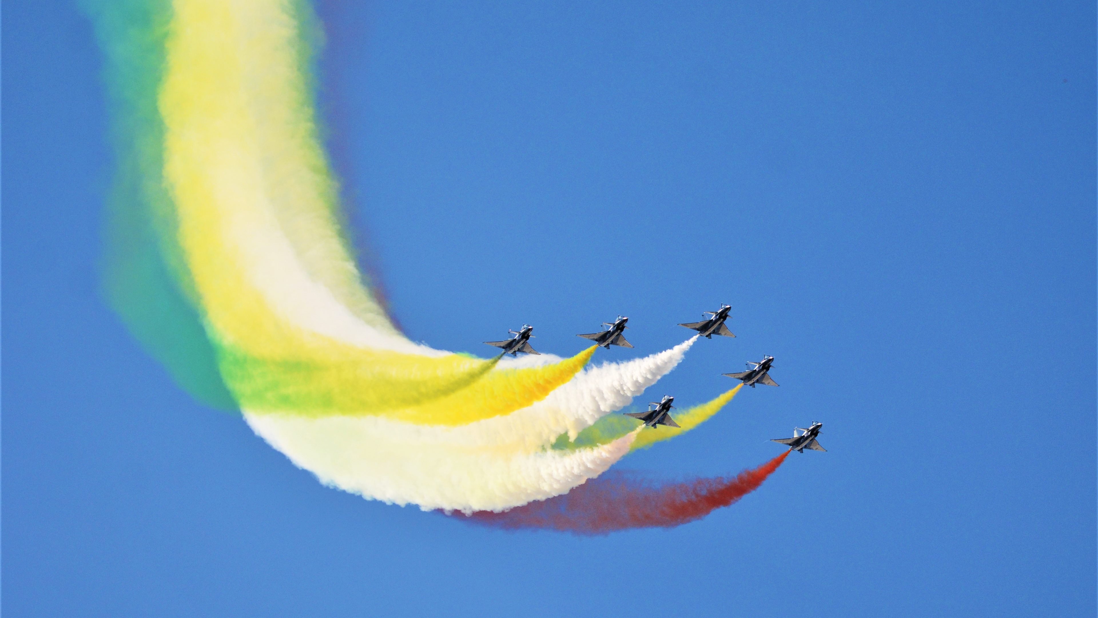 爱游戏官方-英格兰男篮在欧洲青年篮球锦标赛中展现潜力，英格兰男子足球队